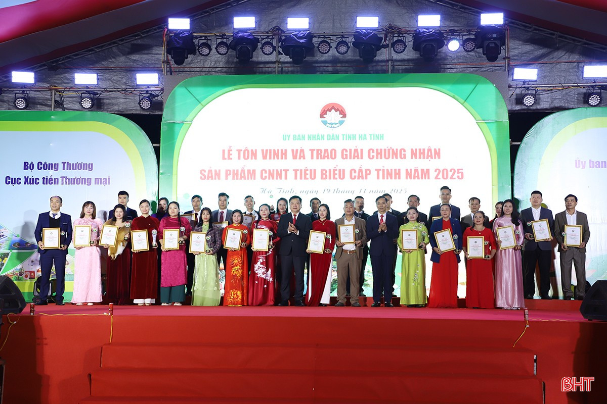 Description: bqbht_br_9-4987.jpg