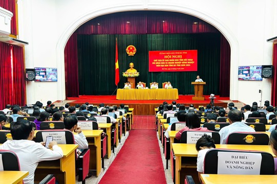 Chủ tịch Uỷ ban nhân dân tỉnh đối thoại với nông dân và doanh nghiệp nông nghiệp